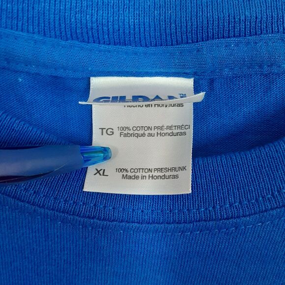 New York Knicks Mens XL Larry Johnson Signed #2 Blue Short Sleeve T Shirt NBA - Picture 4 of 7